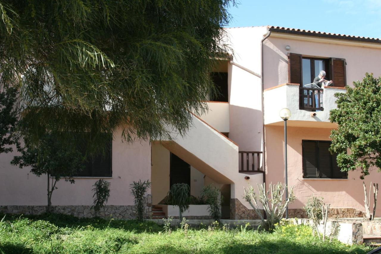 Baia Di Ulisse Apartment Porto Pozzo Exterior photo